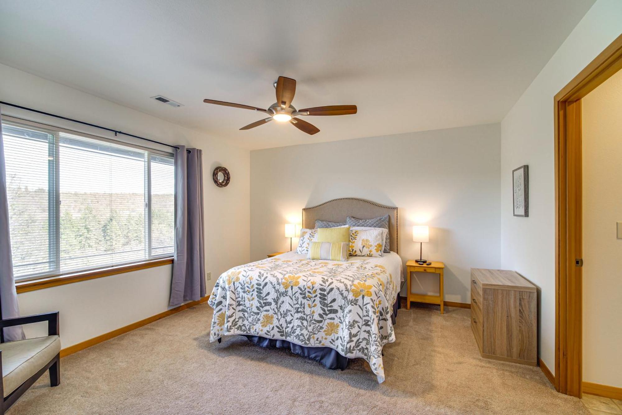 Klamath Falls Getaway With Pool And Hot Tub Access! Экстерьер фото