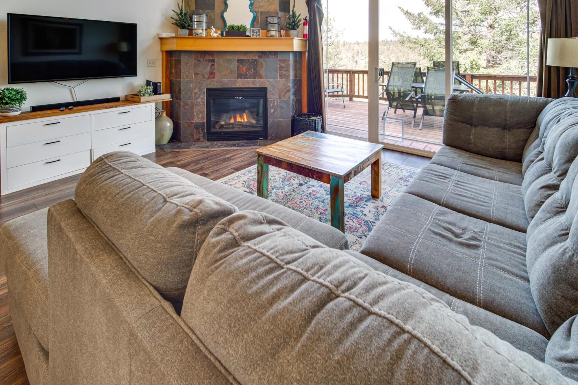Klamath Falls Getaway With Pool And Hot Tub Access! Экстерьер фото