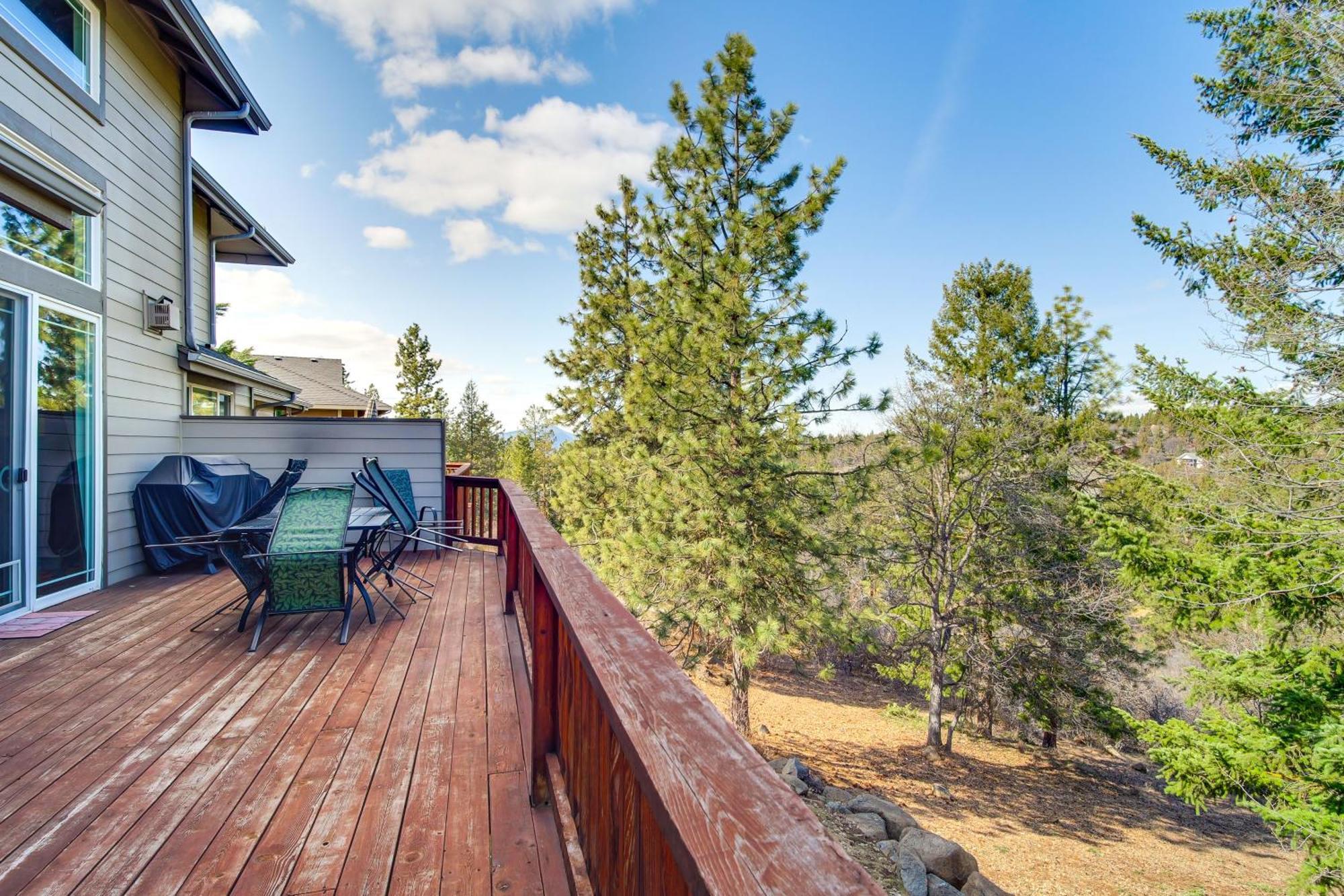 Klamath Falls Getaway With Pool And Hot Tub Access! Экстерьер фото